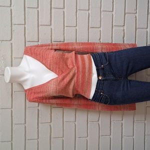 American Eagle Coral/Peach Ribbed V-Neck Crop Top. Size Small NWT